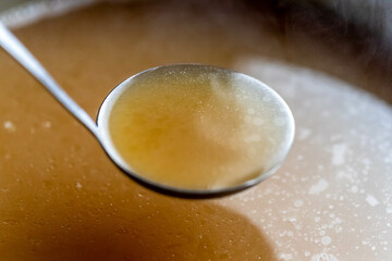 醤油系の鍋スープ