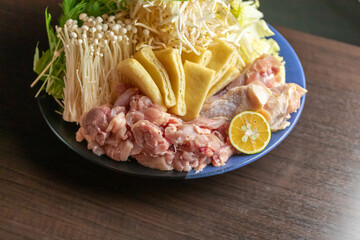 調理前の鶏鍋