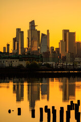 Obraz premium city skyline at sunset