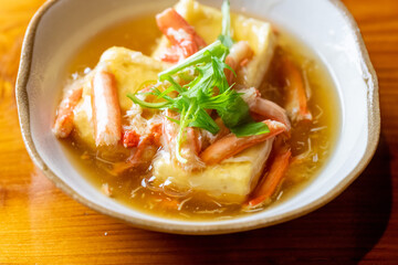 揚げ出し豆腐蟹あんかけ