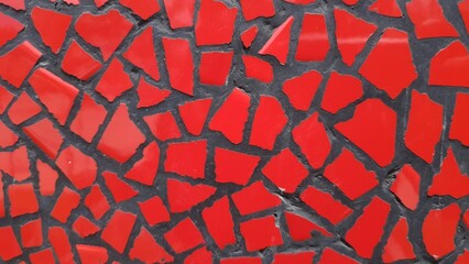 Patterns made by placing broken colored tiles in a row