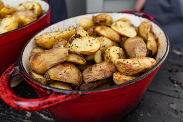 Topf mit Kartoffeln