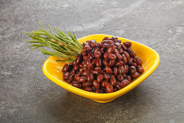 Vegan cuisine - black kidney in the bowl