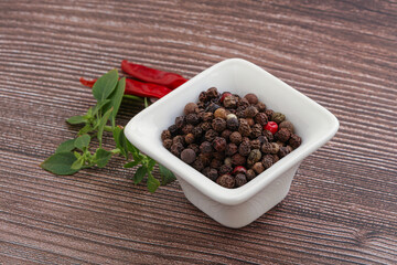 Red, black, yellow pepper mix