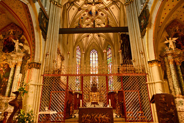 Fototapeta na wymiar Innenansicht Kathedrale St. Nikolaus in Freiburg im Üechtland, Fribourg (Schweiz)