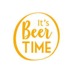 Hora feliz. Logotipo con texto manuscrito It's Beer Time en circulo en color anaranjado