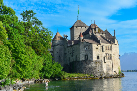 Schloss Chillon, mittelalterliche Wasserburg im schweizerischen Kanton Waadt	