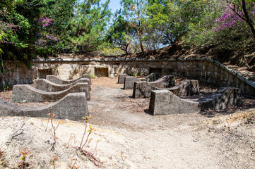 大久野島の北部砲台跡にある毒ガスタンク台座　広島県竹原市忠海町　Remains of bases for poison gas tanks in Northern Cannon Battery Ruins on Okunoshima island known as 