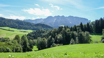 Fototapeta premium Blick von Röttenschöss zum Zahmen Kaiser