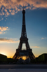 Fototapeta premium View of the the Eiffel Tower in summer