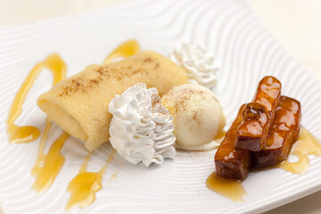 カリカリ大学芋のキャラメルクレープ