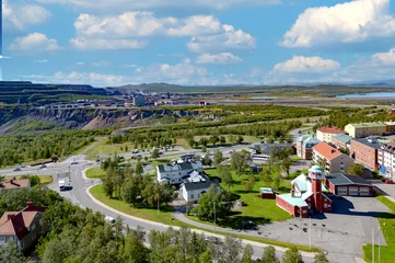 Deurstickers Aerial view of the Swedish mining city Kiruna in northern Scandinavia within the arctic circle weeks before the relocation of the city's downtown area. © Charlotte