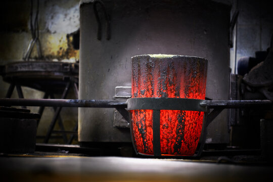 Crucible in italian artistic foundry
