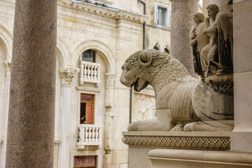catedral de San Domnius, - Svetog Duje- , leon de la entrada, Palacio Diocleciano, Split, Croacia