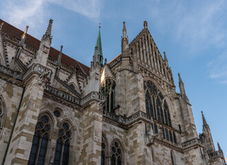 Fototapeta na wymiar Dom St. Peter in Regensburg, Fassaden Detail