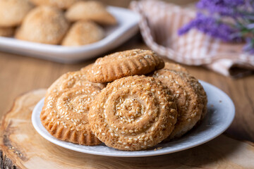 Fototapeta na wymiar Cookies made with cookie molds named kombe. Traditional local foods of Antakya.