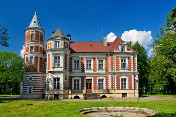 Fototapeta na wymiar Eclectic palace of the Kronenbergs in village Brzezie, Kuyavian-Pomeranian Voivodeship, Poland. The palace in Brzezie was built for Leopold Kronenberg in 1873. 