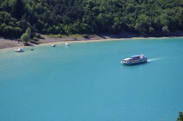 Fototapeta na wymiar Lac de Monteynard - isère
