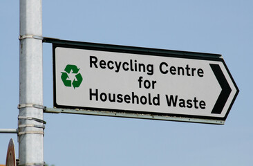 Fototapeta premium Recycling Centre for Household Waste sign