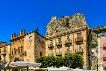 Fototapeta premium Downtown Cefalu. Sicily