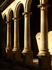 Convento de los Mínimos(a.1667),claustro. Sineu. Comarca de Es Pla. Mallorca. Baleares.España. - obrazy, fototapety, plakaty