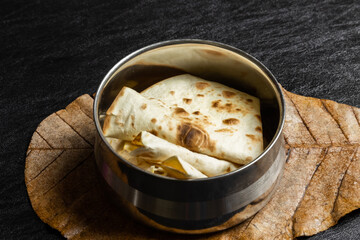 南インドのパン　チャパティ chapati and curry set meal