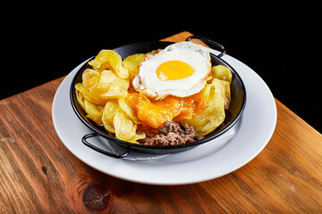 sartén, huevo, patatas, tapas, tapeo, sartencita