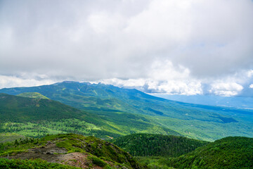 Fototapeta na wymiar 北横岳・南峰から眺める南八ヶ岳の風景