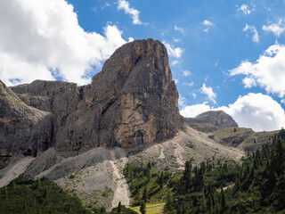 Fototapeta na wymiar Landscape of the Dolomites in Alta Badia