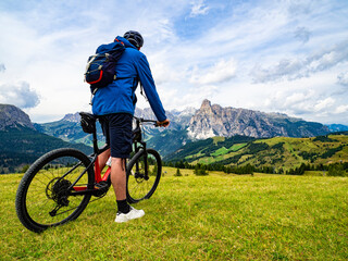 Cycling scene on the dolomites