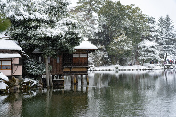 冬の金沢旅行・雪の兼六園
