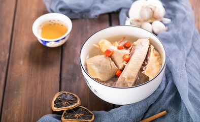 traditional Chinese dish chicken soup