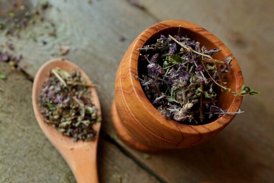 Tea from medicinal herbs oregano