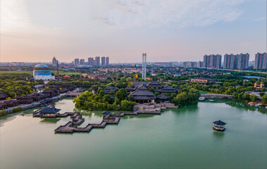 Obraz premium Spring and Autumn Yancheng Tourist Area, Changzhou City, Jiangsu Province, China