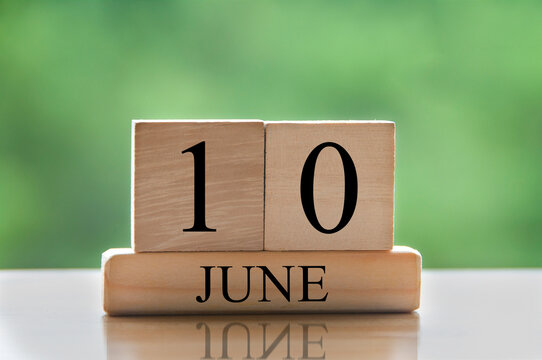 10 June" - Images et vidéos libres de droits | Adobe Stock