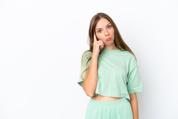 Young Lithuanian woman isolated on white background thinking an idea