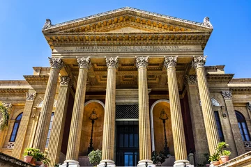 Tuinposter Architectural fragment of Neoclassical Opera House (Teatro Massimo Vittorio Emanuele, 1897) at Piazza Verdi in Palermo. Palermo Teatro Massimo is the second-largest in Europe. Palermo, Sicily, Italy. © dbrnjhrj