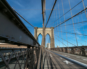 brooklyn bridge walking