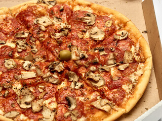 pizza box food cardboard delivery package meal dinner lunch