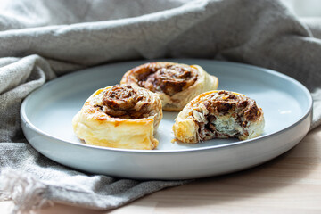 Blätterteig Zimtschnecken