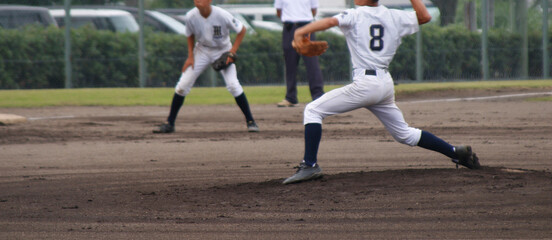 中学生　野球の試合　スタジアム