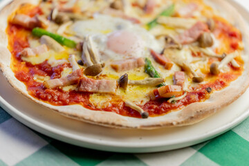 ビスマルクピッツァ