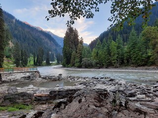 Fototapeta na wymiar Natural beauty and wildlife of Kashmir Pakistan