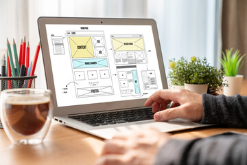 Website design software provide modish template for online retail business and e-commerce