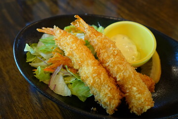 Japanese Food, Deep Fried Shrimp - 日本料理 洋食 エビフライ
