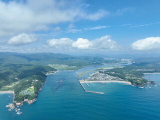 Obraz premium 高知県四万十市 四万十川 最下流の風景
