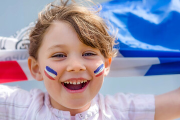 Beautiful little girl with a France flag and her tricolor makeup - 524878907