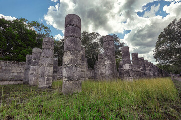 Fototapeta na wymiar Detail of Mayan columns
