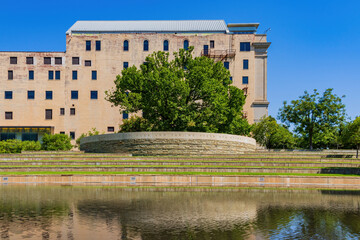 Obraz premium Sunny view of the Oklahoma City National Memorial and Museum