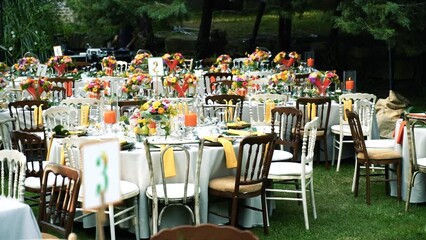 Wedding day event organization table setting decor.